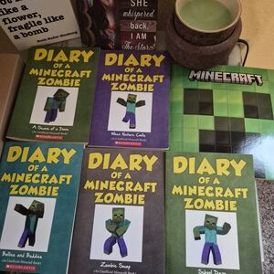 Scholastic Diary of a Minecraft Zombie Collection 1-5 And An Extra Book